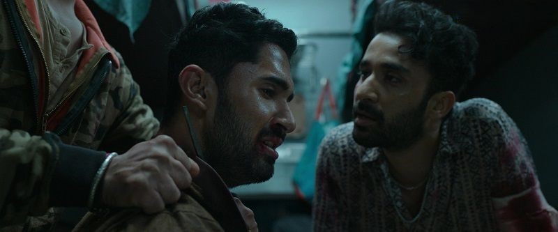 Download Kill (2024) AMZN WEB-DL [Hindi DD5.1] Full Movie 480p | 720p | 1080p